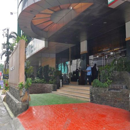 Eurotel North Edsa Quezon City Eksteriør billede