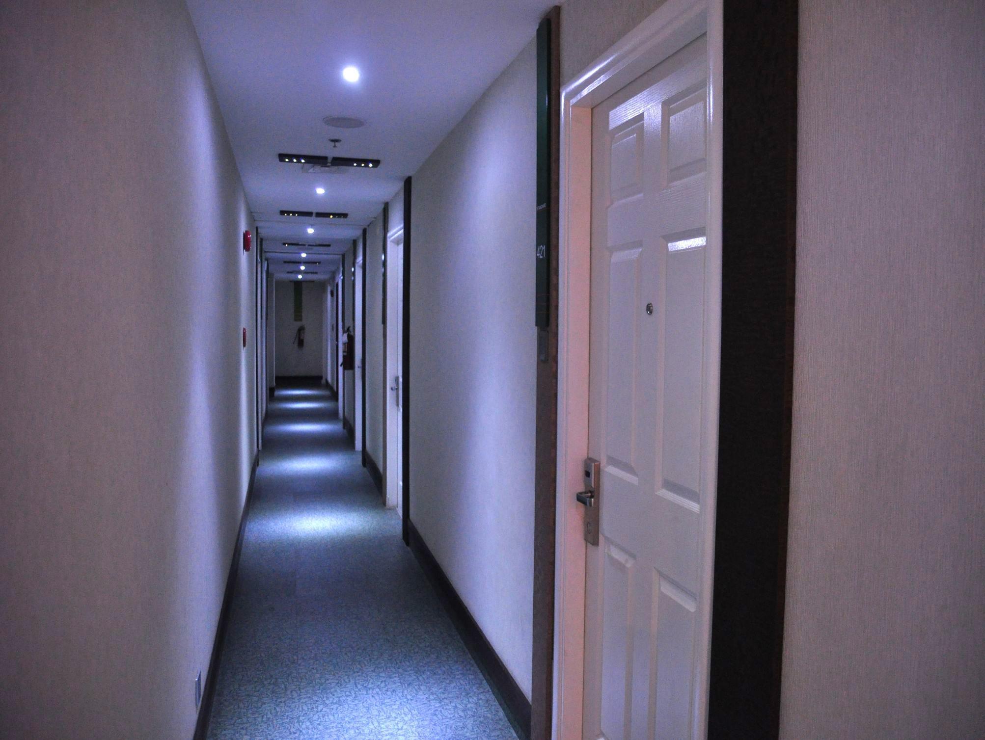 Eurotel North Edsa Quezon City Eksteriør billede
