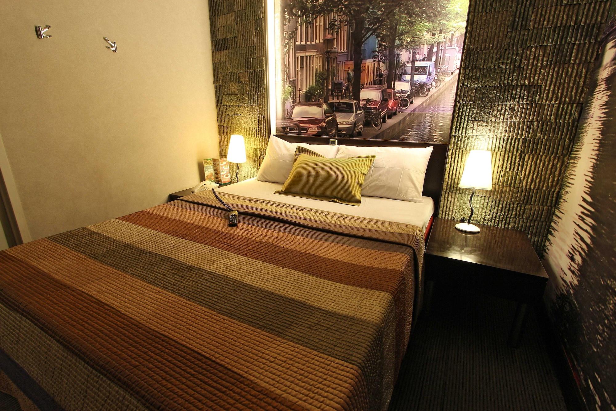 Eurotel North Edsa Quezon City Eksteriør billede