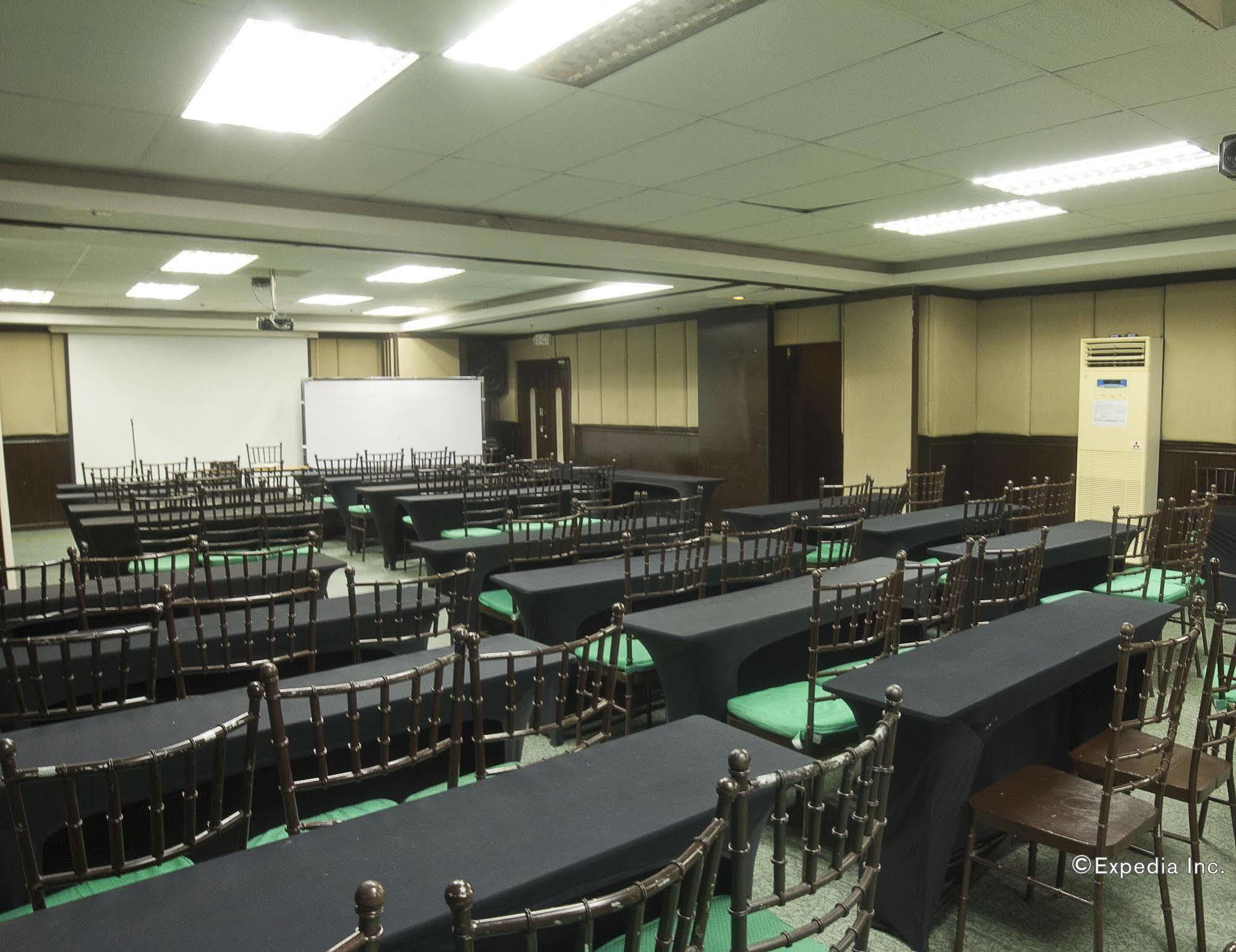 Eurotel North Edsa Quezon City Eksteriør billede