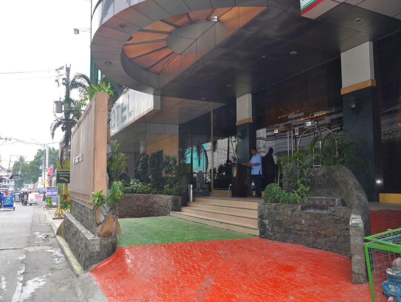Eurotel North Edsa Quezon City Eksteriør billede