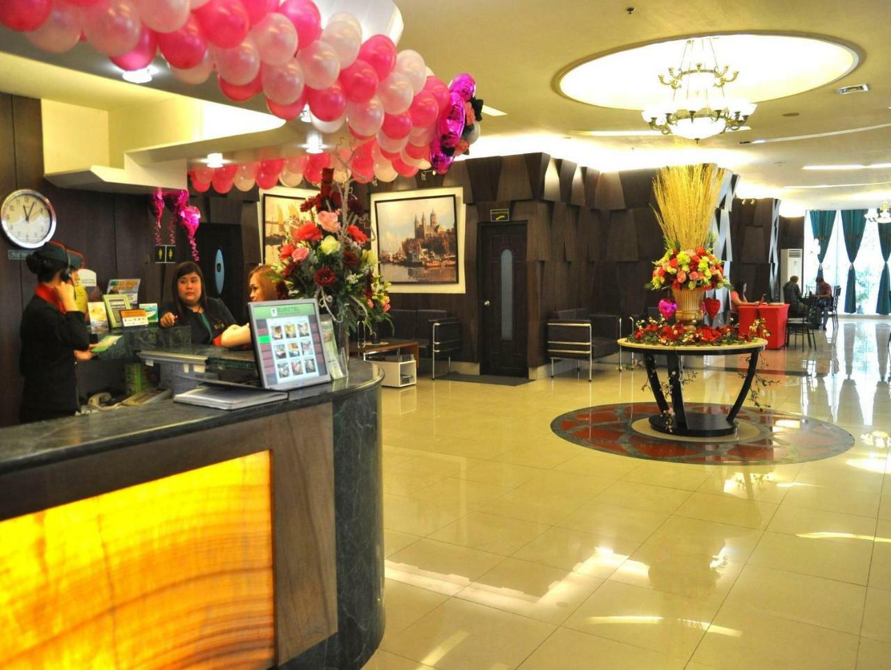 Eurotel North Edsa Quezon City Eksteriør billede