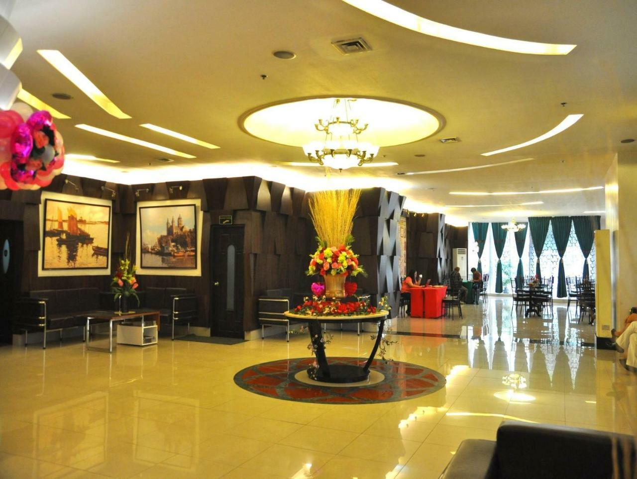 Eurotel North Edsa Quezon City Eksteriør billede